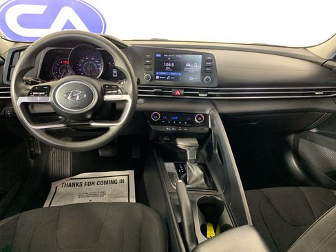 Used 2021 Hyundai Elantra SEL FWD image 30