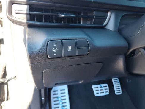 New 2026 Hyundai Elantra Sport FWD image 14