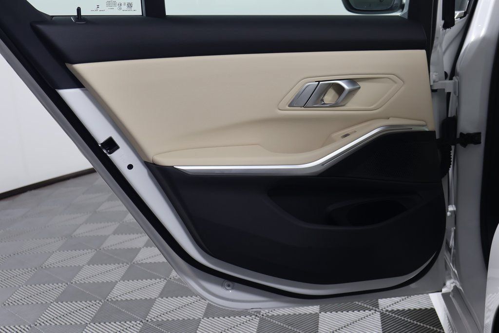 Certified 2026 BMW 330i Sedan w/ Premium Package RWD image 13