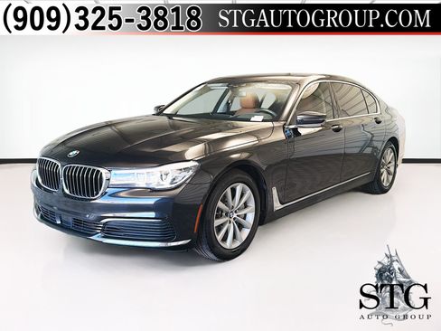 Used 2019 BMW 740i 740i image 1