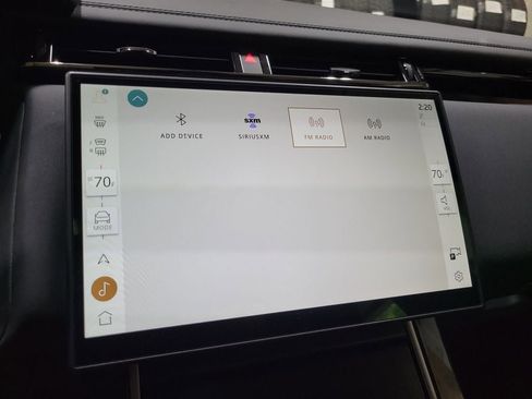 New 2026 Land Rover Range Rover Velar Dynamic SE image 32