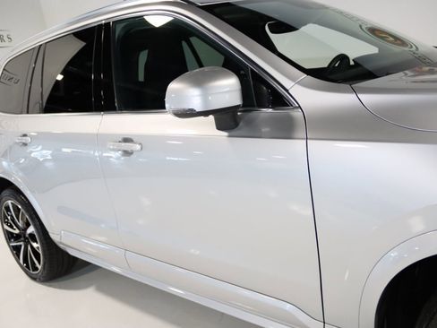 Used 2022 Volvo XC90 T6 Momentum w/ Advanced Package image 7