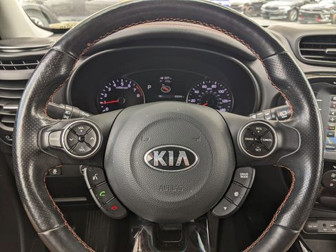 Certified 2017 Kia Soul ! w/ Tech Package image 22