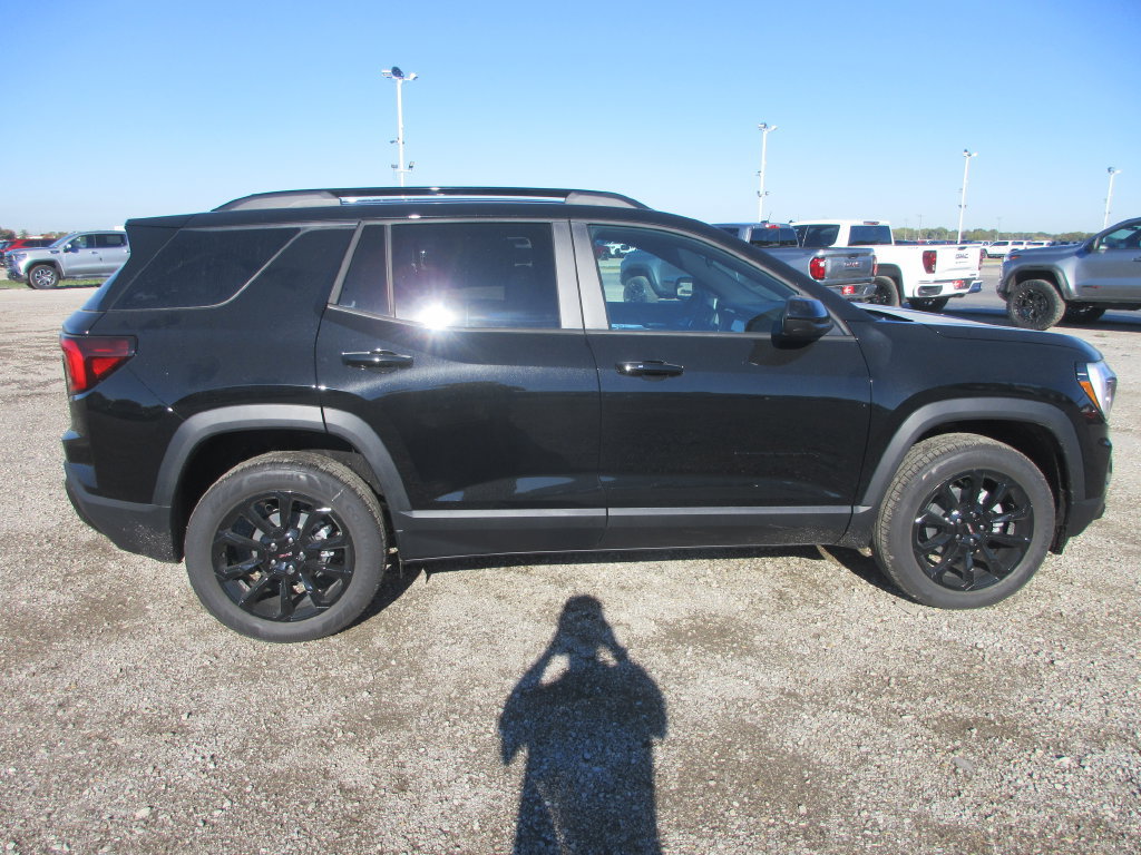 New 2027 GMC Terrain Elevation w/ Elevation Premium Package AWD/4WD image 3