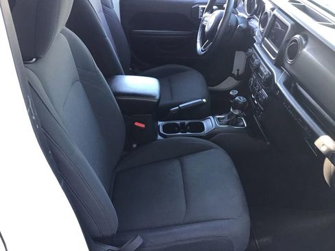 Used 2021 Jeep Wrangler Unlimited Sport AWD/4WD image 10