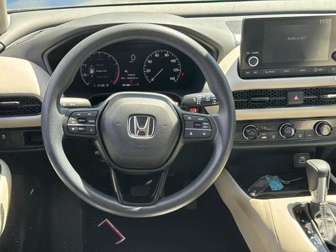 Used 2023 Honda HR-V LX image 17