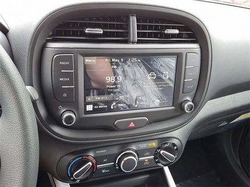 New 2025 Kia Soul LX w/ LX Technology Package image 11
