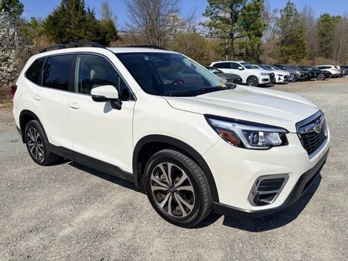 Used 2020 Subaru Forester Limited image 3