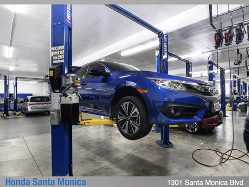 Used 2025 Toyota Corolla LE FWD image 36