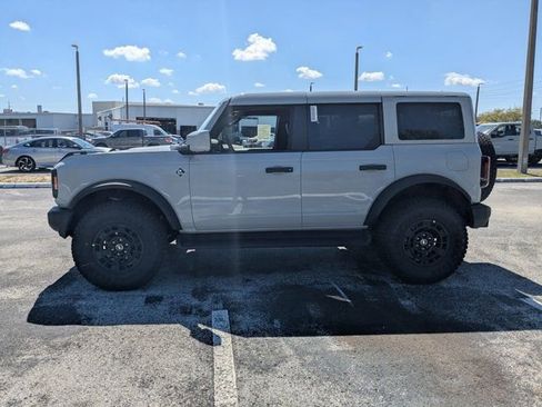 New 2026 Ford Bronco Outer Banks w/ Sasquatch Package AWD/4WD image 8