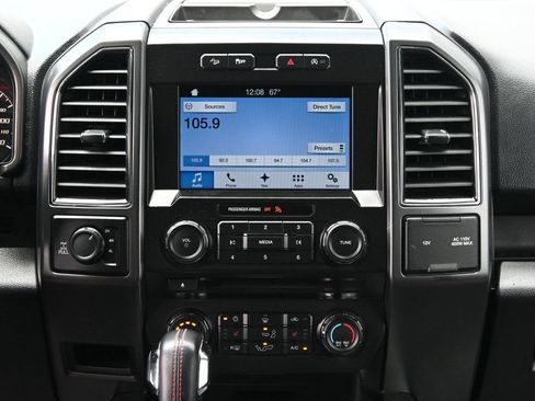 Used 2017 Ford F150 XLT w/ Equipment Group 302A Luxury AWD/4WD image 14