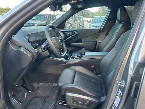 Used 2025 BMW X3 xDrive30i image 9