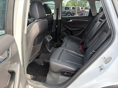 Used 2017 Audi Q5 2.0T Premium Plus w/ Technology Package AWD/4WD image 15