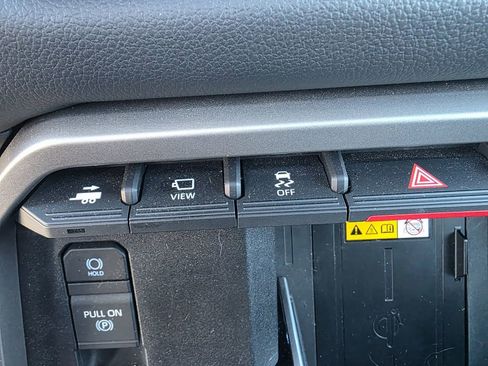 Used 2024 Toyota Sequoia Limited image 33