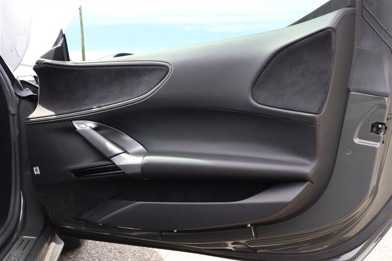 Used 2021 Ferrari SF90 Stradale AWD/4WD image 24