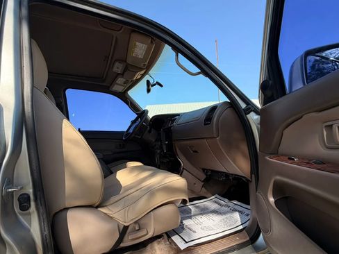 Used 1999 Toyota 4Runner Limited RWD image 24