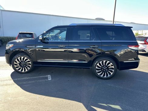 Used 2023 Lincoln Navigator Black Label image 7