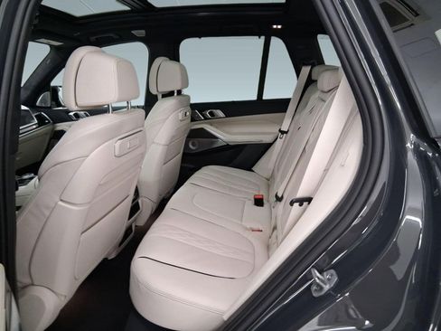 New 2026 BMW X5 M60i image 13