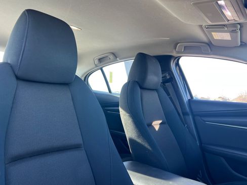 Used 2021 MAZDA MAZDA3 s image 13