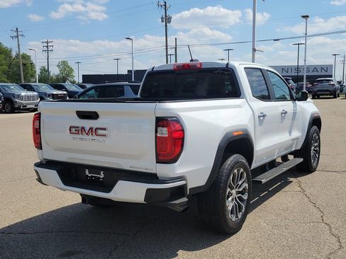 Used 2023 GMC Canyon Denali AWD/4WD image 4