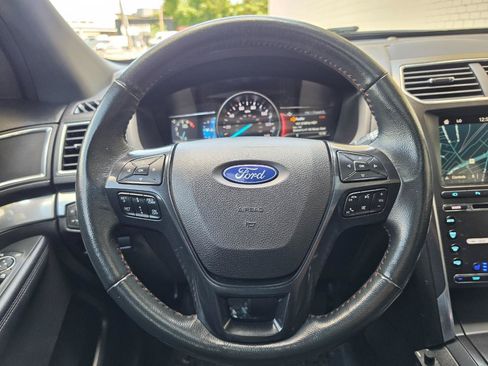 Used 2018 Ford Explorer Sport w/ Equipment Group 401A AWD/4WD image 19
