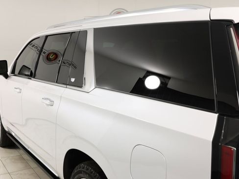 Used 2022 Cadillac Escalade ESV Premium Luxury w/ Performance Package image 48