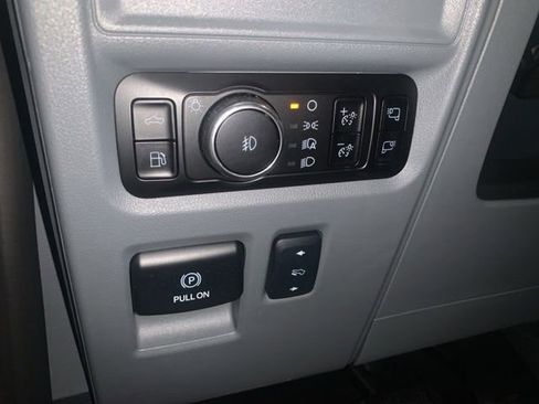 Used 2025 Ford F150 Lariat w/ Equipment Group 501A Mid AWD/4WD image 32