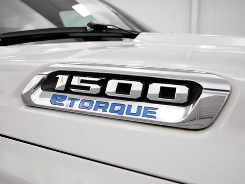 Used 2022 RAM 1500 Big Horn AWD/4WD image 10