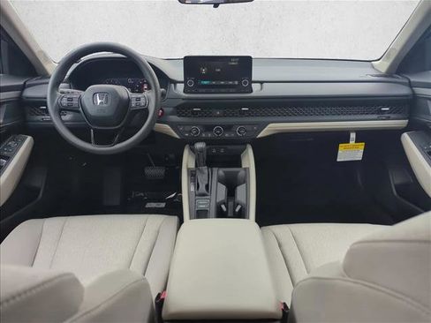 New 2025 Honda Accord SE image 18