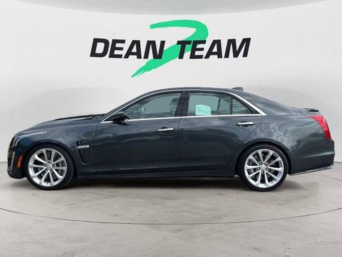 Used 2016 Cadillac CTS V w/ Luxury Package RWD image 5