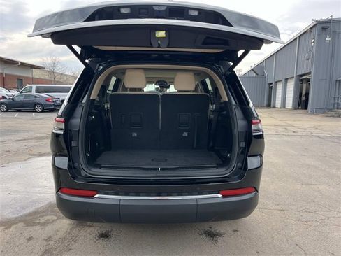 Used 2021 Jeep Grand Cherokee L Limited image 12