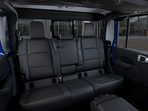 New 2025 Jeep Gladiator High Tide image 15