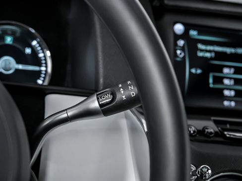 Used 2020 Rolls-Royce Cullinan image 31