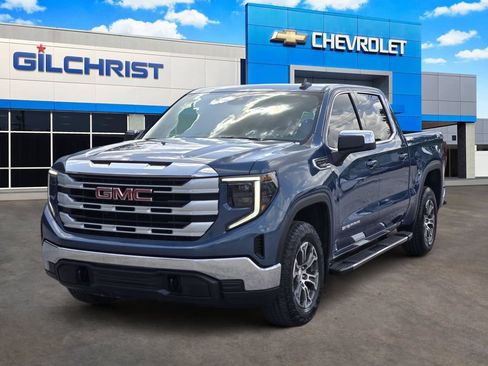 Used 2024 GMC Sierra 1500 SLE w/ X31 Off-Road Package AWD/4WD image 4