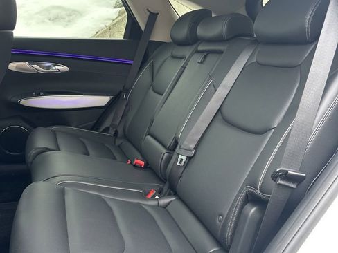 Used 2026 Genesis GV70 2.5T Advanced image 20