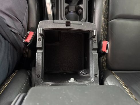 Used 2021 Jeep Wrangler Unlimited Sahara AWD/4WD image 23
