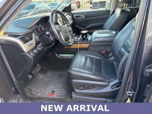 Used 2017 GMC Yukon XL Denali w/ Open Road Package image 3