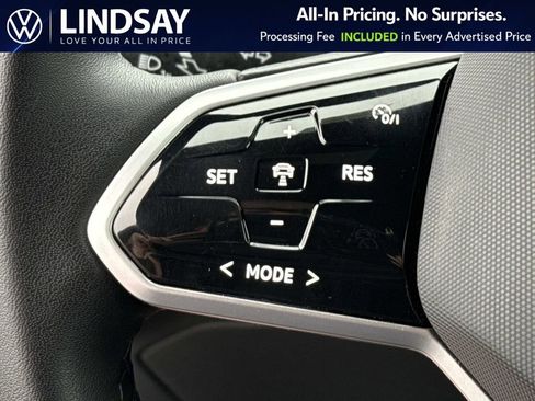 Used 2023 Volkswagen ID.4 2WD image 22