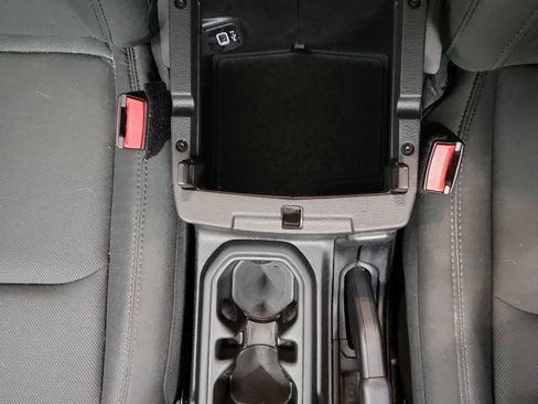 Used 2021 Jeep Gladiator Sport image 29