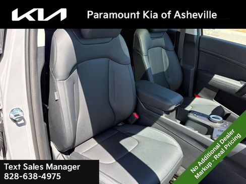 New 2026 Kia Sportage EX AWD/4WD image 21