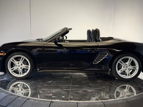 Used 2011 Porsche Boxster RWD image 19
