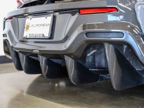 Used 2019 McLaren 600LT RWD image 30