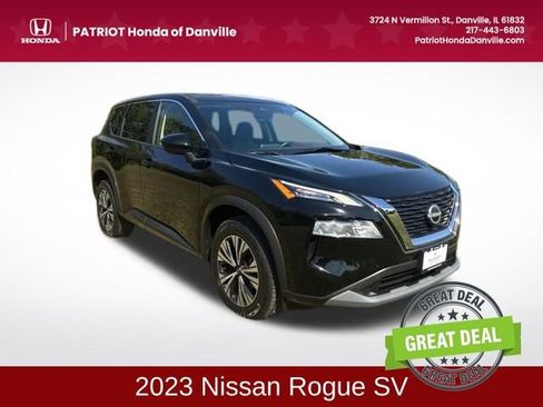 Used 2023 Nissan Rogue SV image 1