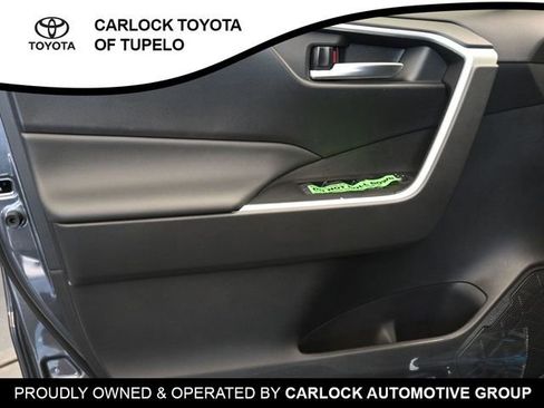 Used 2025 Toyota RAV4 XLE w/ Convenience Package image 23