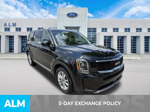 Used 2022 Kia Telluride LX AWD/4WD image 3