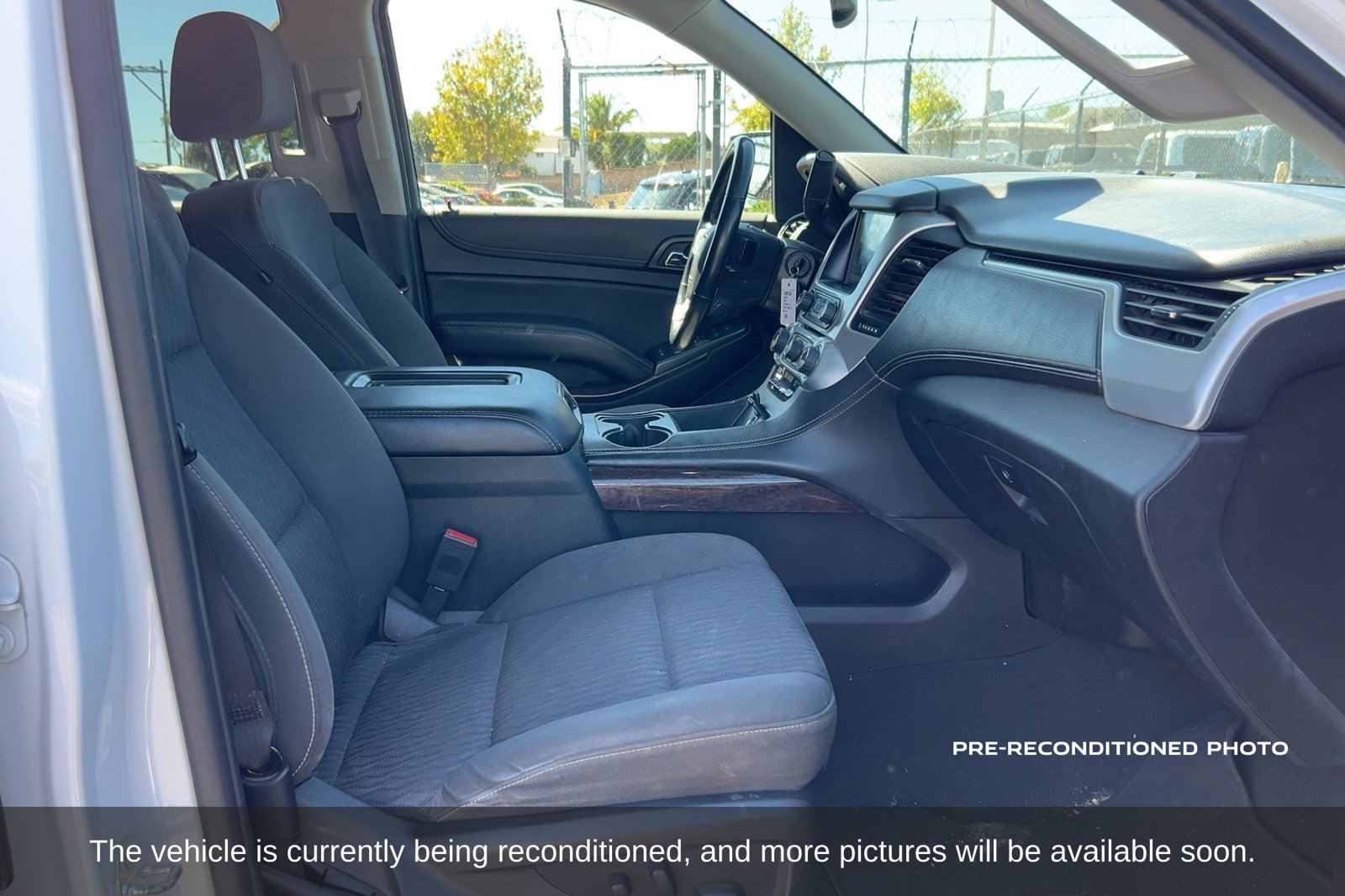 Used 2020 GMC Yukon XL SLE w/ SLE Value Package AWD/4WD image 15