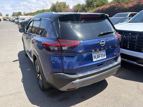 Used 2023 Nissan Rogue SL w/ SL Premium Package FWD image 5