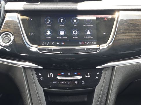 Certified 2023 Cadillac XT6 Premium Luxury FWD image 17