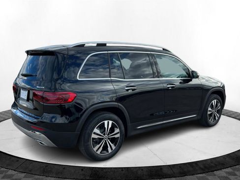 New 2026 Mercedes-Benz GLB 250 4MATIC image 5