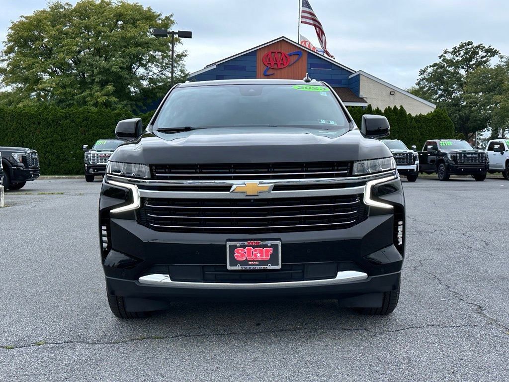 Used 2023 Chevrolet Tahoe LT w/ Luxury Package AWD/4WD image 5